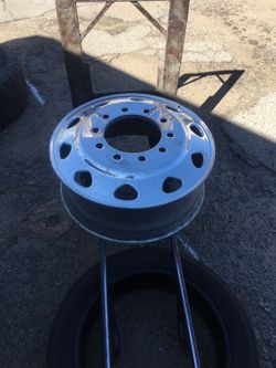 24.5 Alcoa wheel