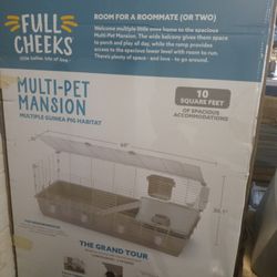 FULL CHEEKS MULTI-PET MANSION