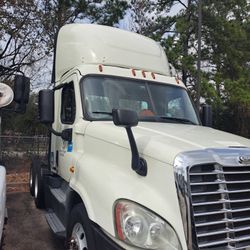 2016 Freightliner Cascadia