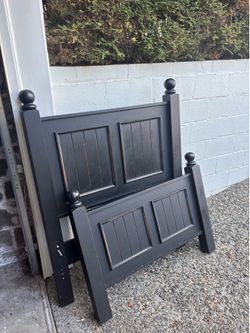 Twin Size Trundle bed - black