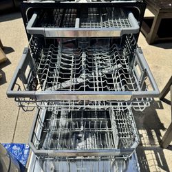 DISHWASHER 