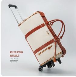Luxhe travel tote bag. Color:  Beige