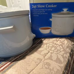 Slow cooker 