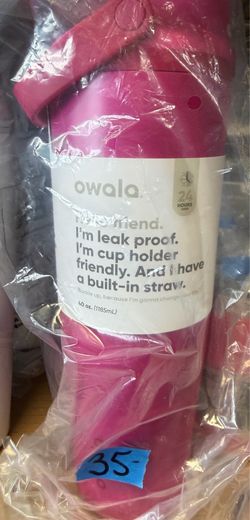 Owala insulated drink cup with straw