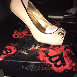 Woman Heels size 8