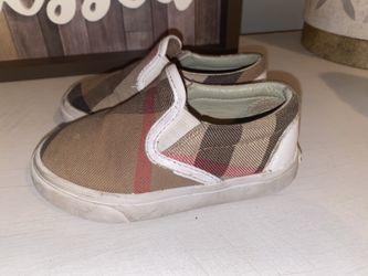 Burberry kids shoes