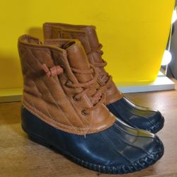 Size 3 Girls Snow ❄ Rain 🌧  Winter  Boots