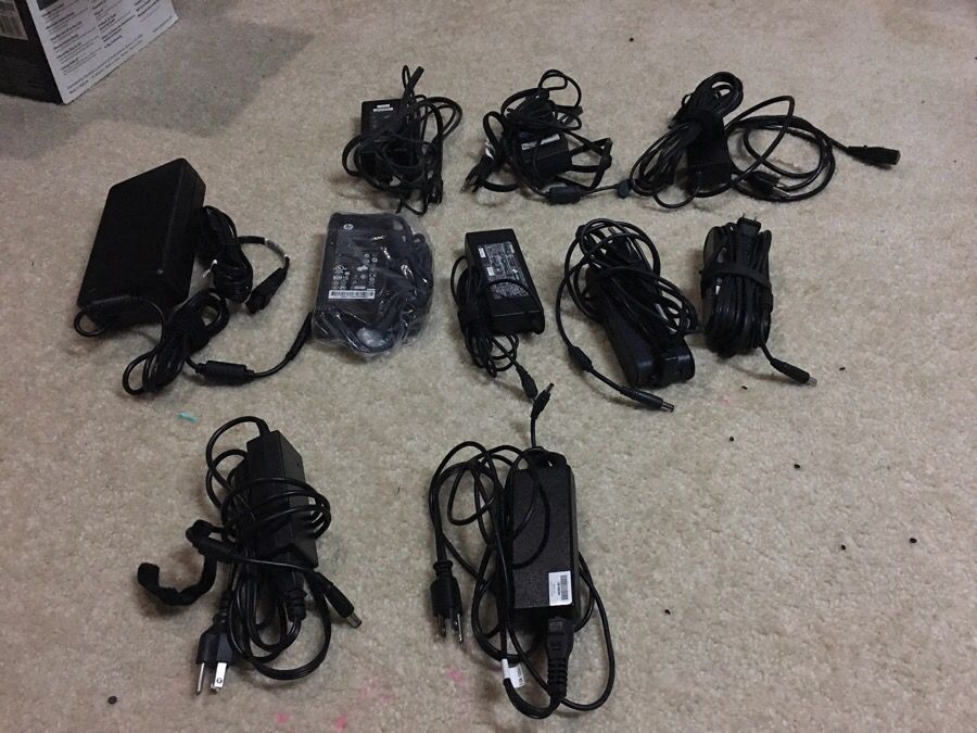 Various Laptop AC adapters (working condition)