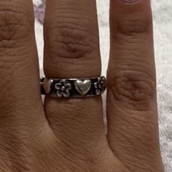 James Avery Retired Flower Band Ring 