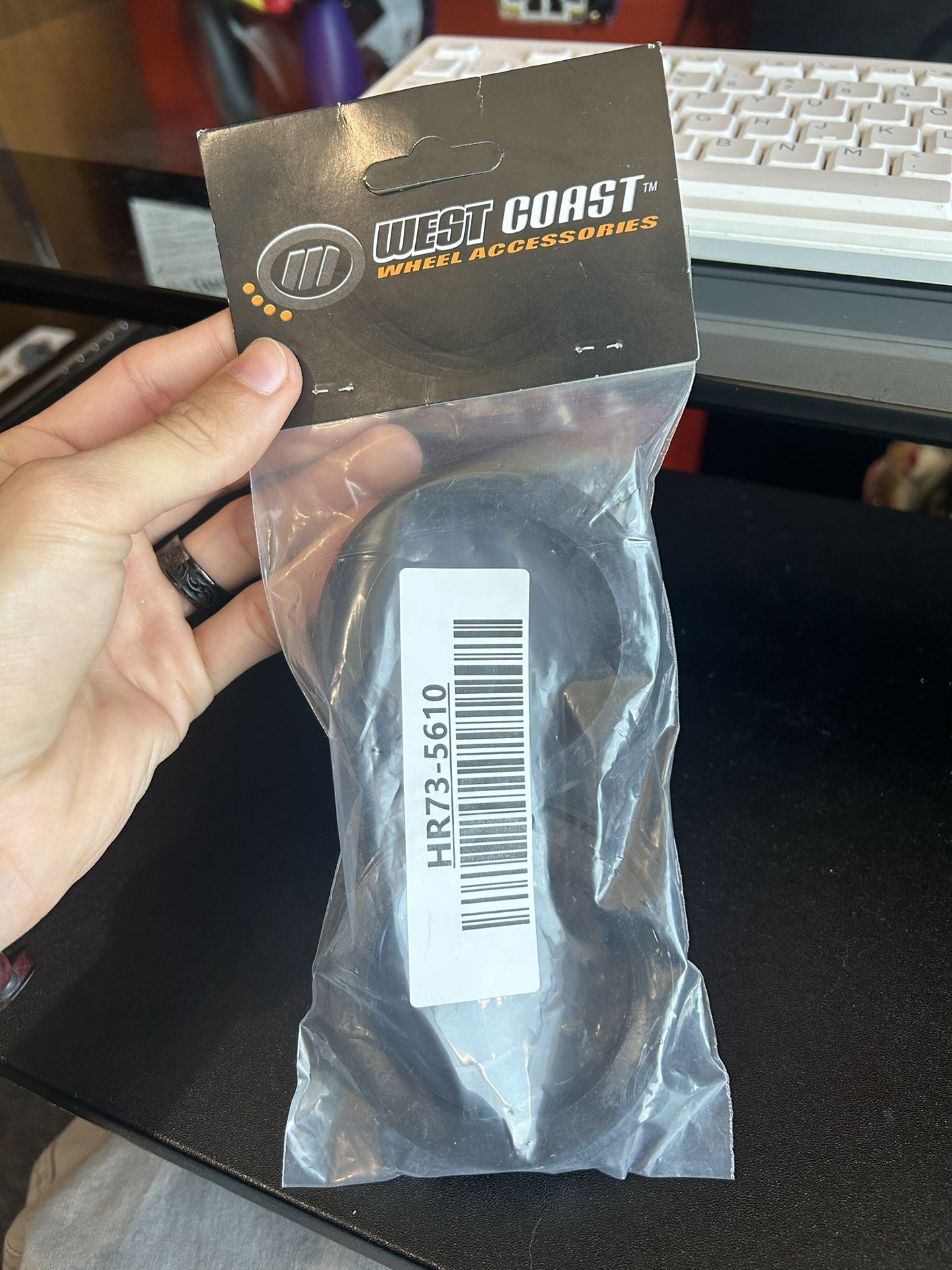 West Coast Hub Rings 