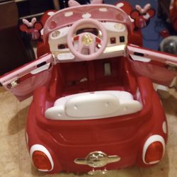 Minnie Mouse Car
