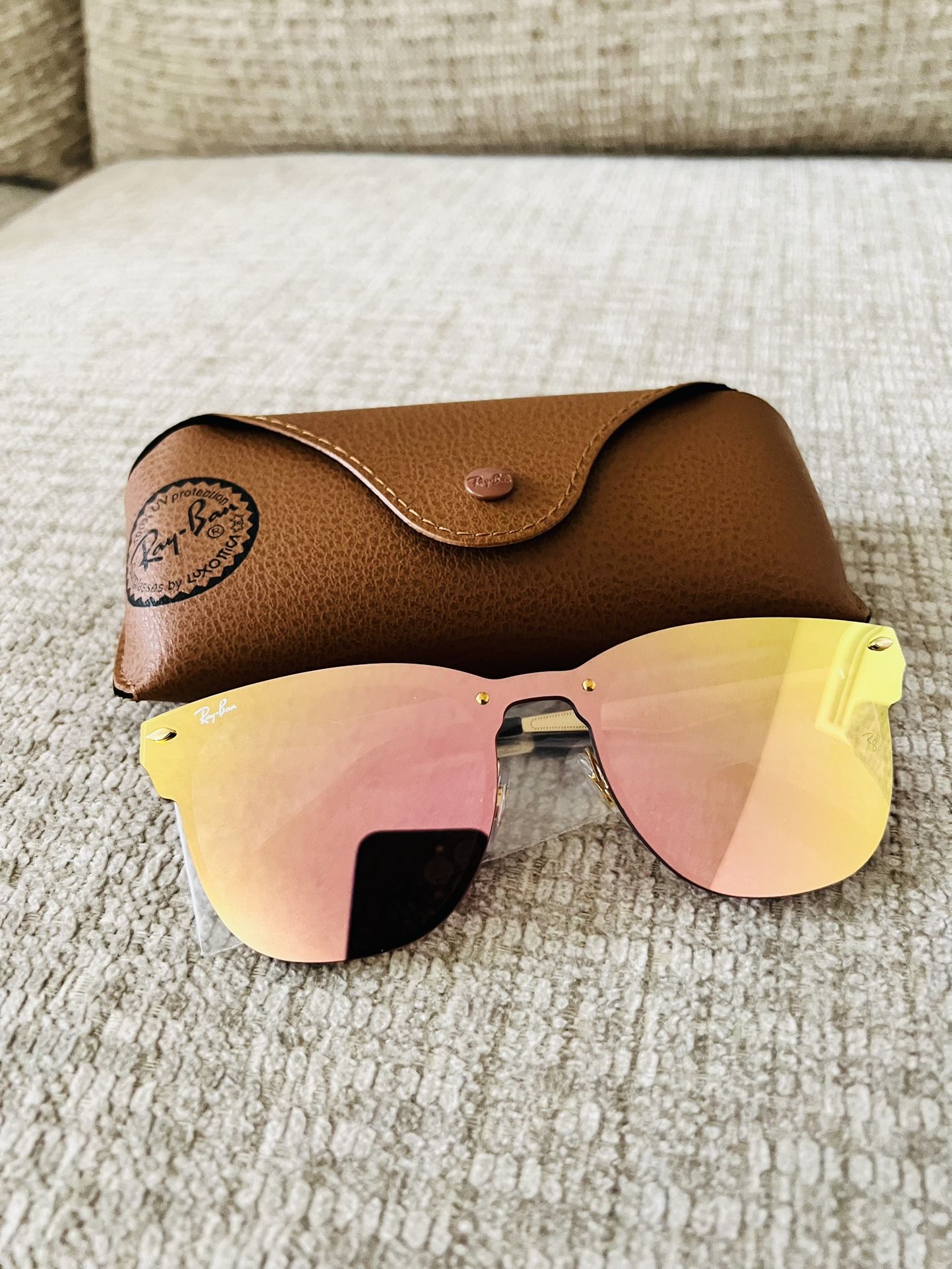 NEW Ray Ban Sunglasses Clubmaster Blaze In Original Rayban Packaging
