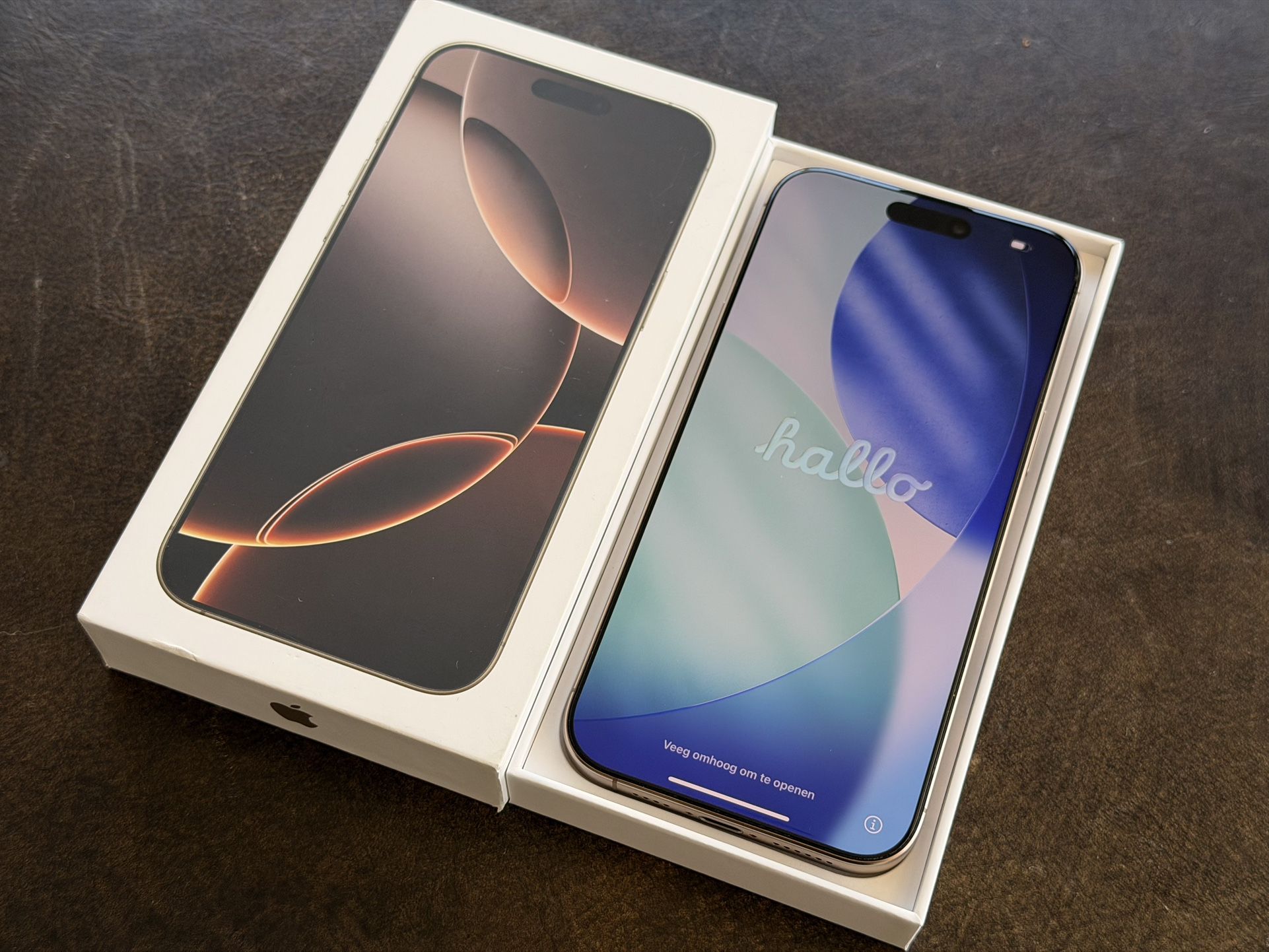 Apple iPhone 16 Pro Max 1TB Unlocked