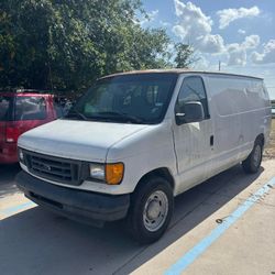 2004 Ford E-150