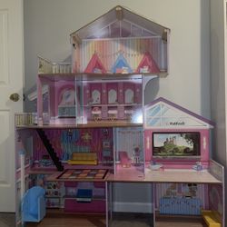 Doll House 