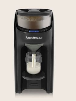 Baby Brezza formula dispenser