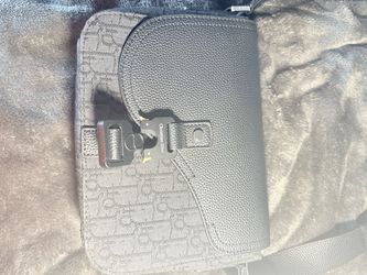 Black messenger bag