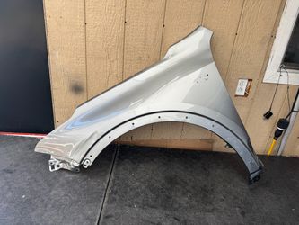 2026 CADILLAC XT4 LEFT FENDER OEM USED #8196