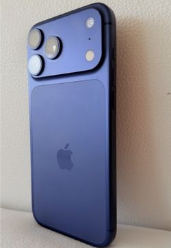 iPhone 17 Pro Max Blue 256gb xfinity only