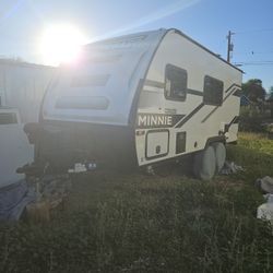 2024 WINNEBAGO MICRO MINNIE