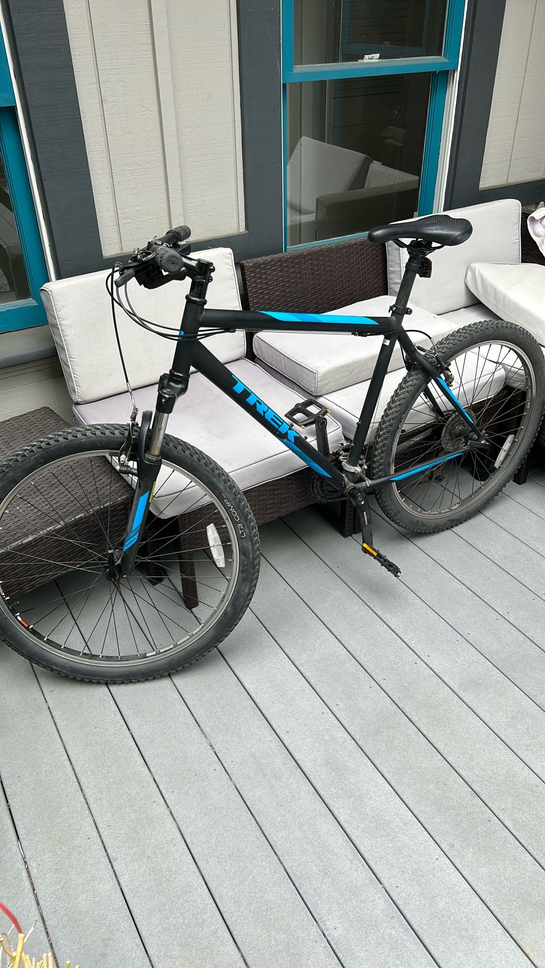 Trek 820 Mountain Bike