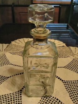Vintage liquor Holder