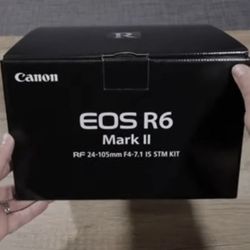 CANON EOS R6 Mark II RF 24-105mm F4-7.1 IS STM KIT
