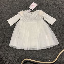 New Marmellata Classics girls size 6/9 month white tulle dress with shimmery silver white lacey and faux fur accents - perfect for Easter or christeni