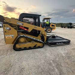 Bobcat Skid steer- Excavating 