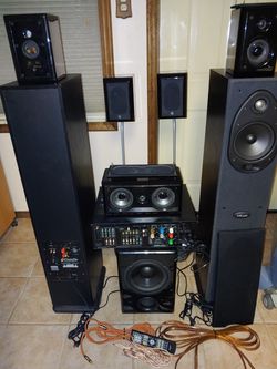 Onkyo 7.1 AVR with speakers