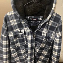 Great Deal New Men’s XXL Outerwear Warm Blue Plaid Coat Great Deal 