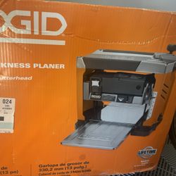Ridgid R4331 13in Planer