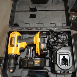 DEWALT Drill/Driver Set.