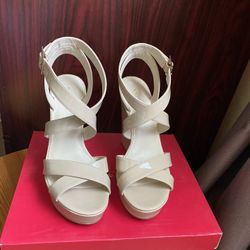 New Women’s Shoes.