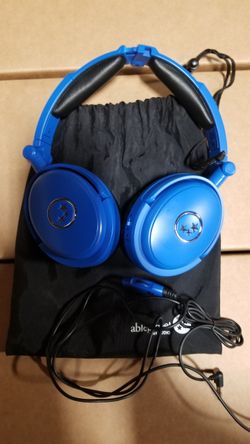 Able Planet Lynx Audio Royal Blue Headphones 