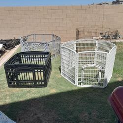 Plastic Or Metal Pet Fencing Enclosures $20-$35 Each 5 Available Read Description See All Photos 