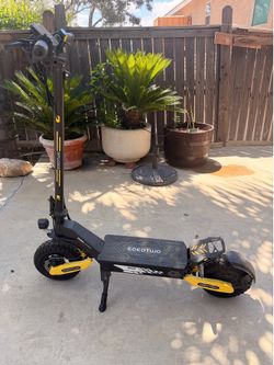 EoEoTwo electric off-road scooter