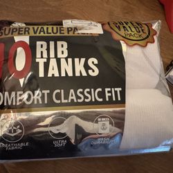 4 Men’s White Tank Tops (XL)