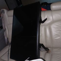 32" Flat Screen Tv