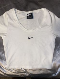 Nike Crop Top