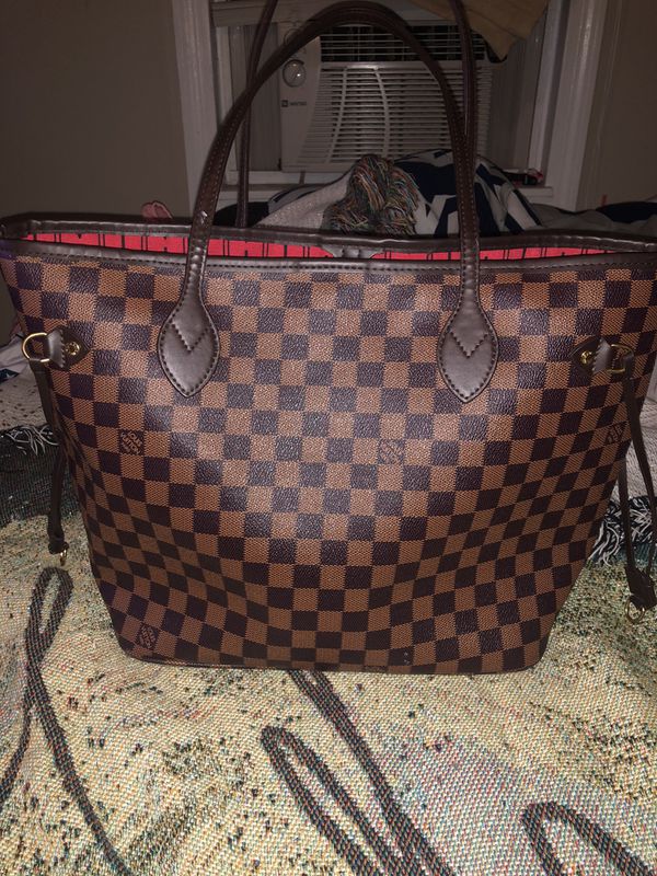 Louis Vuitton Neverfull MM for Sale in Lynn, MA - OfferUp