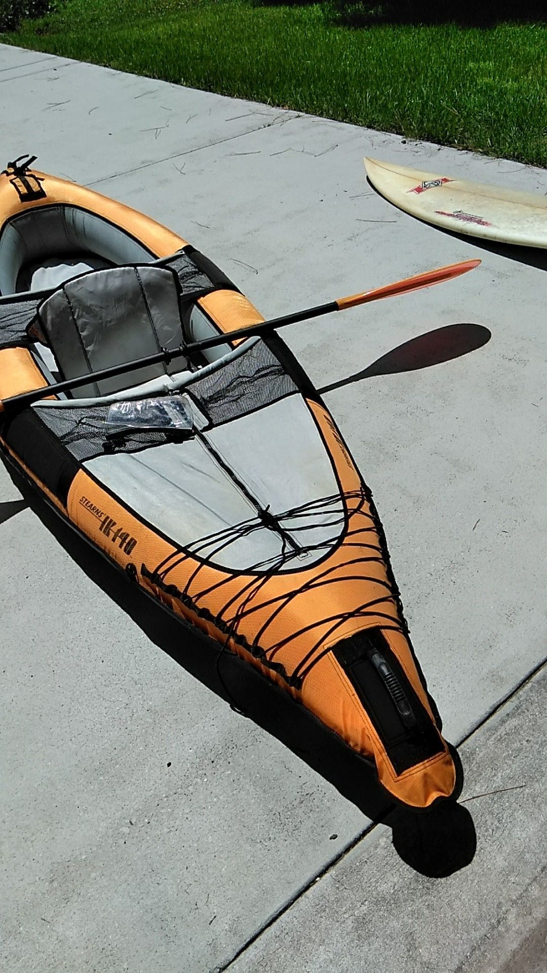 Stearns ik 140 inflatable kayak