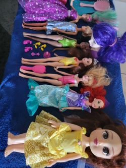 Girls Disney Barbies & accsesories