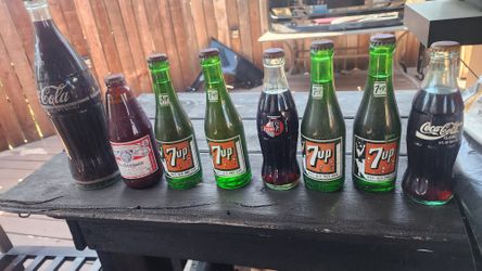 Vintage 7 Up, Coke And Budweiser Bottles