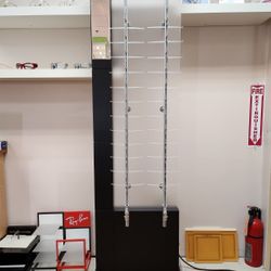 Revo Glasses/Sunglasses Display