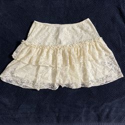 White/Cream Lace Skirt