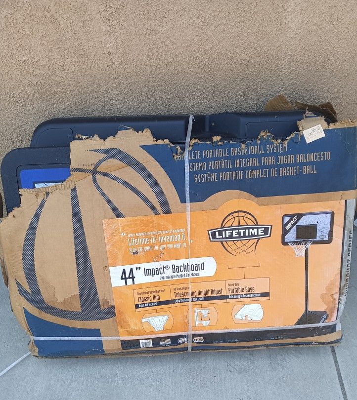 New Lifetime 44" Basketball Hoop 🏀