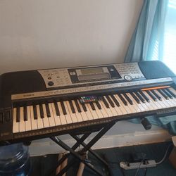 Yamaha Psr-740