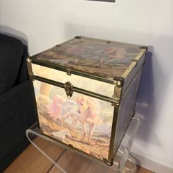 RARE 1980s Large Unicorn Cube Storage Trunk Box 16x16