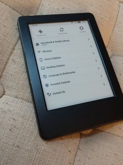 Amazon Kindle WP63GW E-reader 6" 4GB